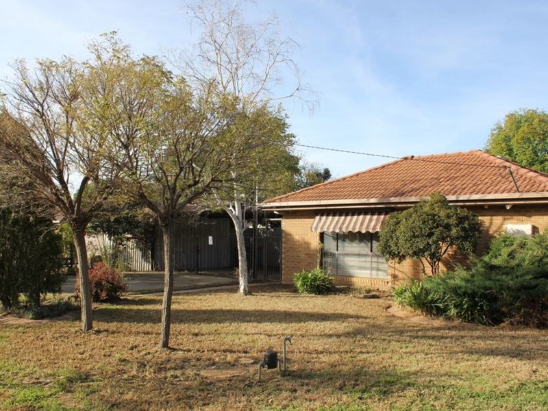 Photo - 78 Elizabeth Avenue, Forest Hill NSW 2651 - Image 11