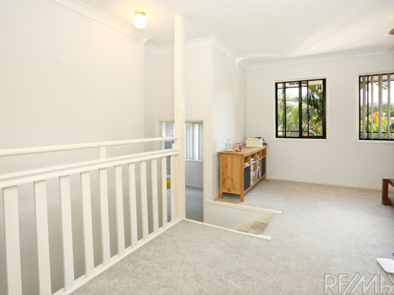 Photo - 78 Franklin Drive, Mudgeeraba QLD 4213 - Image 9