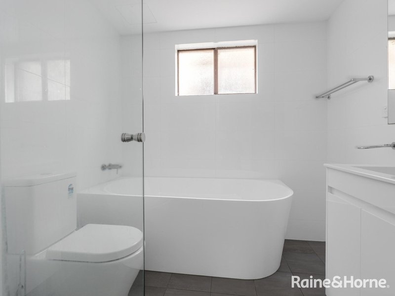 Photo - 7/8 Galloway Street, North Parramatta NSW 2151 - Image 5