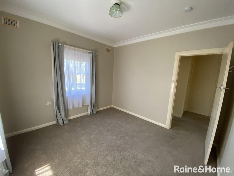 Photo - 78 Glenroi Avenue, Orange NSW 2800 - Image 13