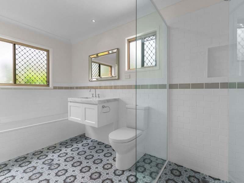 Photo - 78 Gordon Terrace, Indooroopilly QLD 4068 - Image 9