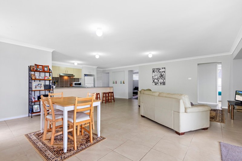 Photo - 78 Heath Street, Broulee NSW 2537 - Image 4