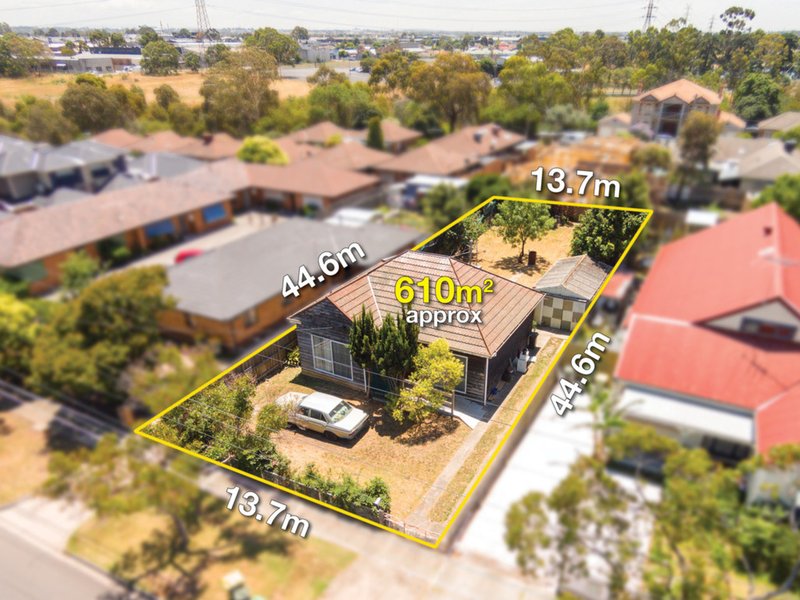 78 Henty Street, Reservoir VIC 3073