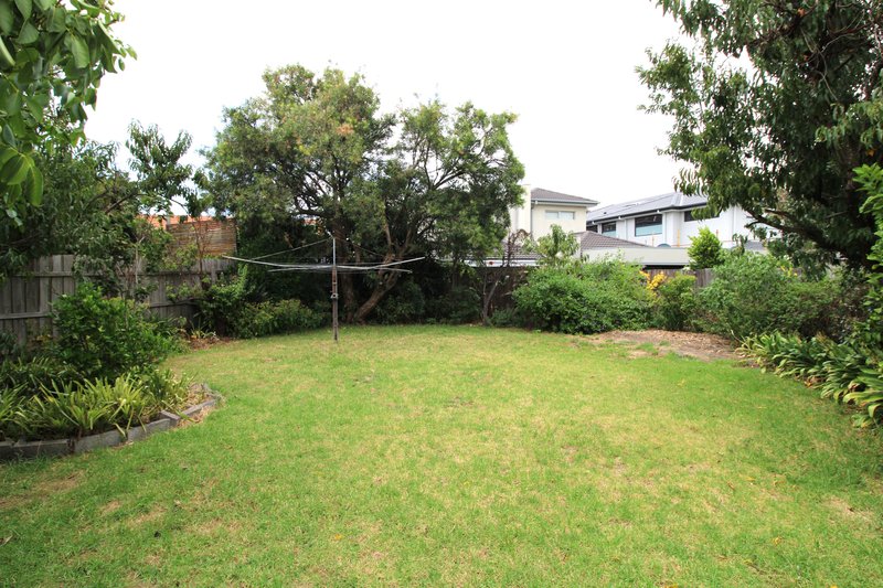 Photo - 78 Kangaroo Road, Murrumbeena VIC 3163 - Image 6