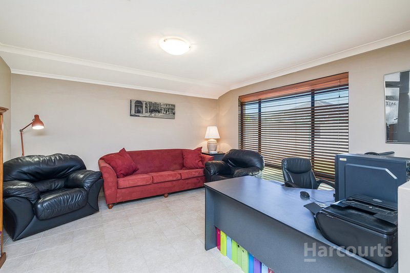 Photo - 78 Kemp Street, Pearsall WA 6065 - Image 15