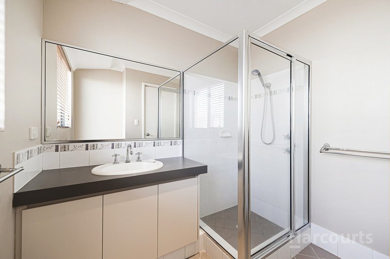 Photo - 78 Kemp Street, Pearsall WA 6065 - Image 18