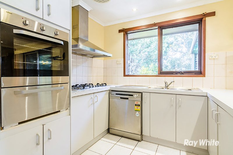 Photo - 78 Lesley Drive, Hampton Park VIC 3976 - Image 6