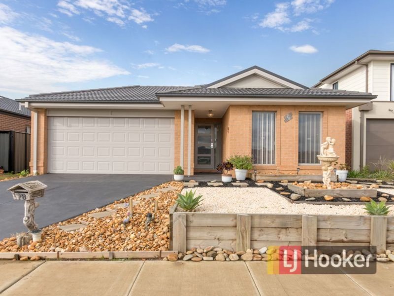 78 Mackillop Way, Clyde North VIC 3978