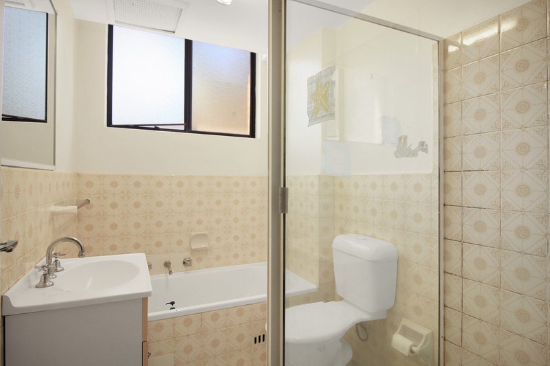 Photo - 7/8 Macquarie Street, Wollongong NSW 2500 - Image 4