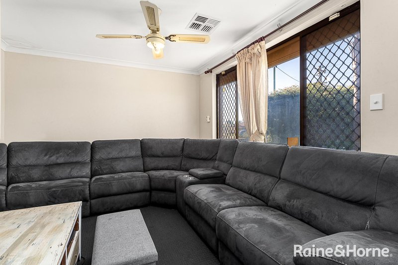 Photo - 78 Marshall Road, High Wycombe WA 6057 - Image 9