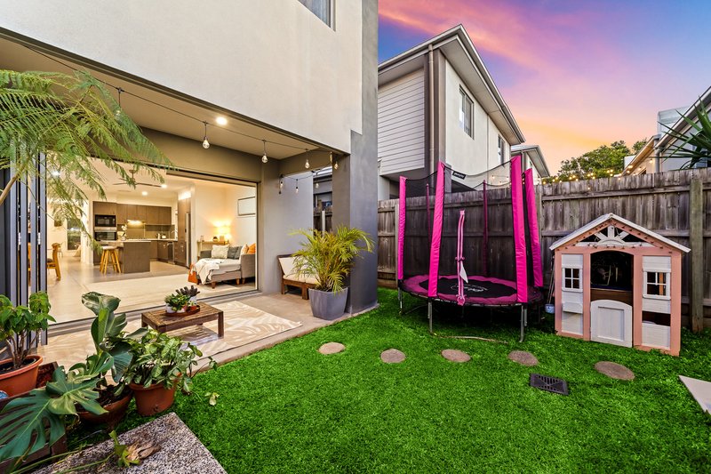 Photo - 78 Mcdermott Parade, Rochedale QLD 4123 - Image 15