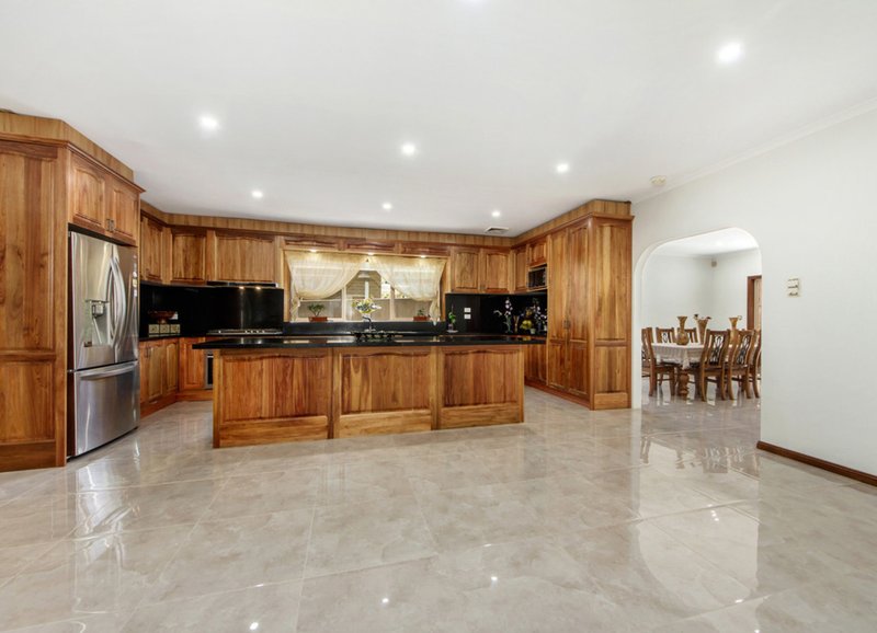 Photo - 78 Millbank Drive, Deer Park VIC 3023 - Image 3