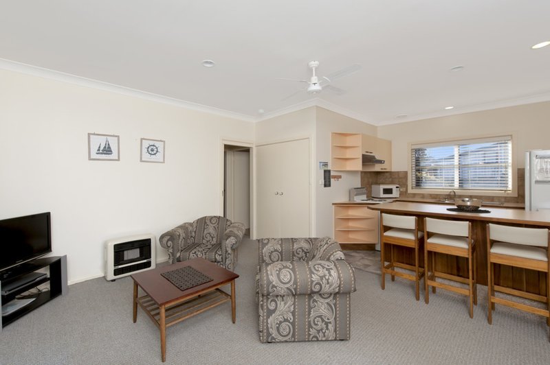 Photo - 78 Mitchell Parade, Mollymook NSW 2539 - Image 10