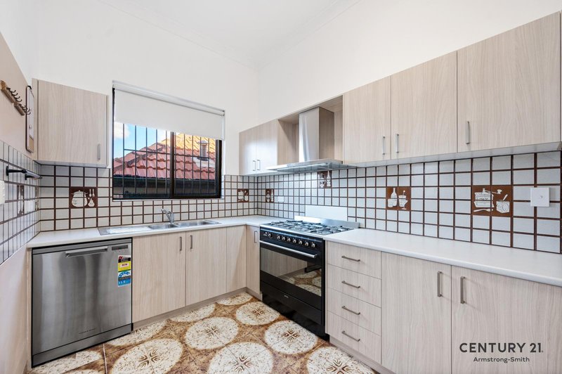 Photo - 78 Newland Street, Bondi Junction NSW 2022 - Image 2