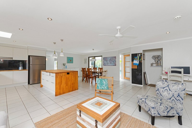 Photo - 78 Nineteenth Avenue, Palm Beach QLD 4221 - Image 8