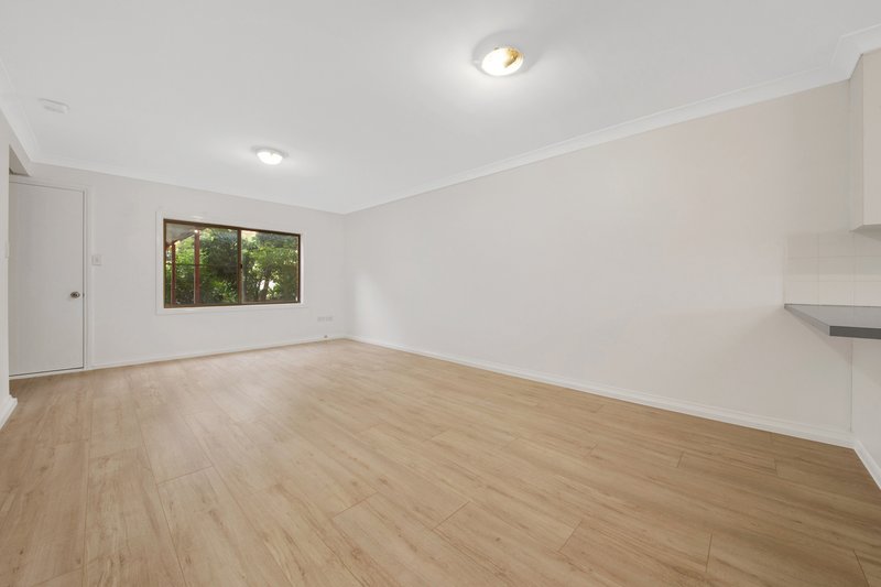 Photo - 7/8 Nothling Street, New Auckland QLD 4680 - Image 5