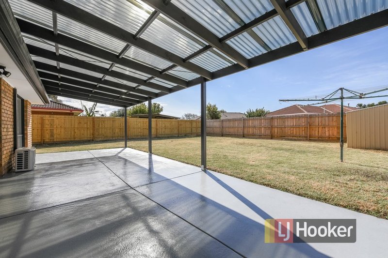 Photo - 78 Oaktree Drive, Hampton Park VIC 3976 - Image 5