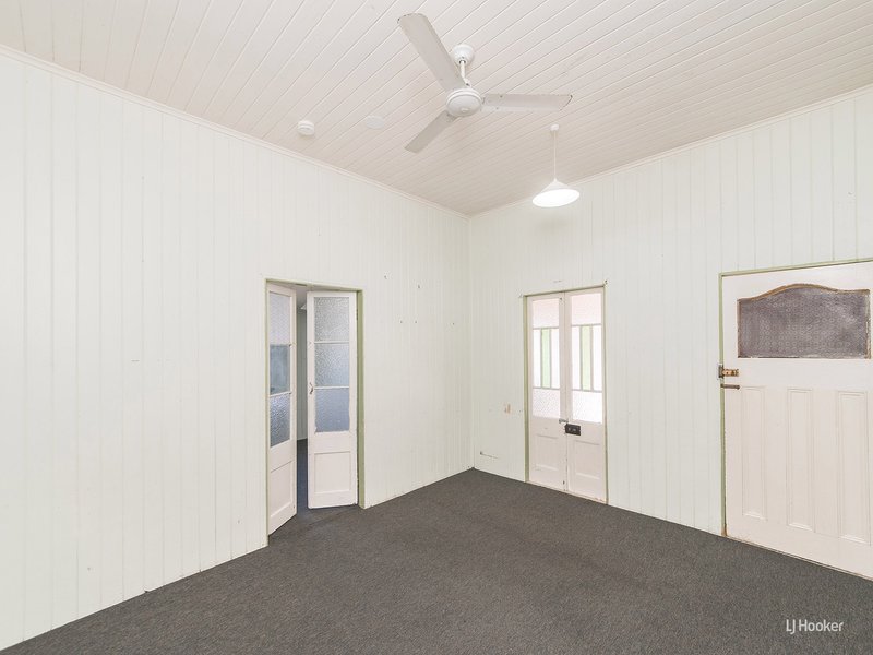 Photo - 78 Painswick Street, Berserker QLD 4701 - Image 8