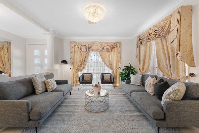 Photo - 78 Parklands Drive, Thomastown VIC 3074 - Image 2