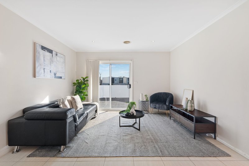 Photo - 78 Parklands Drive, Thomastown VIC 3074 - Image 10