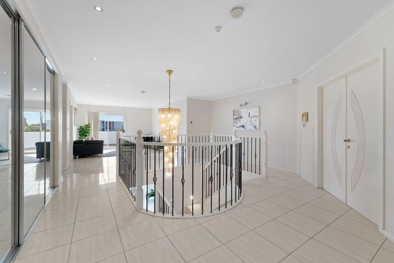 Photo - 78 Parklands Drive, Thomastown VIC 3074 - Image 11