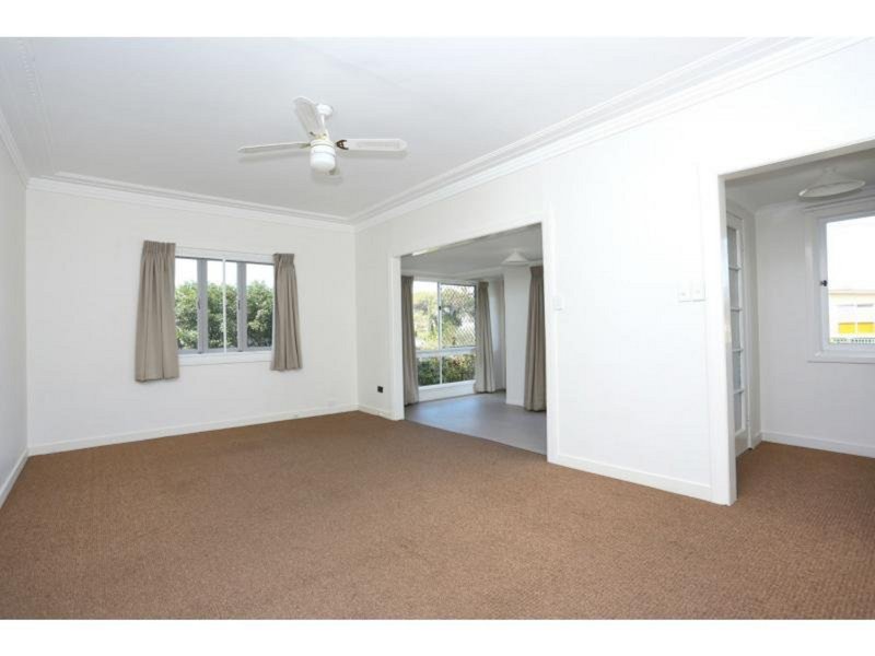 Photo - 78 Plume Street, Redcliffe QLD 4020 - Image 4