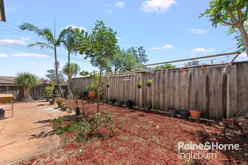 Photo - 7/8 Redfern Road, Minto NSW 2566 - Image 9