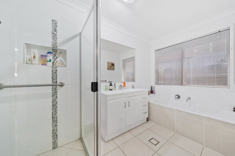 Photo - 78 Ridgevale Boulevard, Holmview QLD 4207 - Image 11