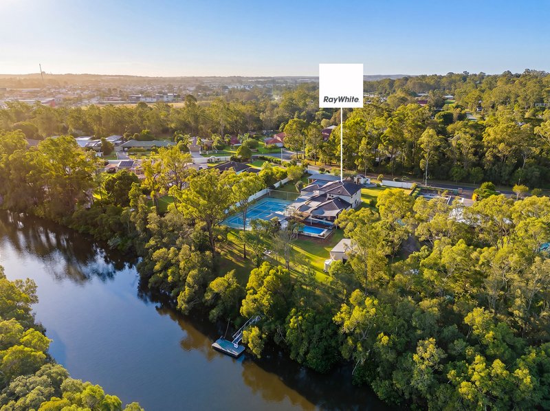Photo - 78 Rivertree Avenue, Helensvale QLD 4212 - Image 5