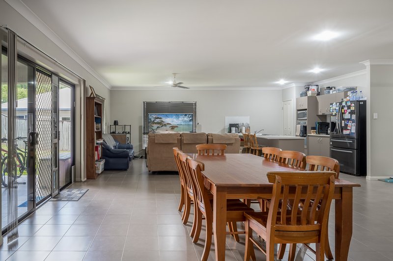 Photo - 78 Roberts Drive, Trinity Beach QLD 4879 - Image 12