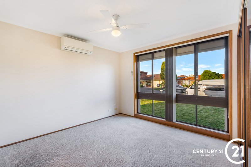 Photo - 78 Roland Street, Bossley Park NSW 2176 - Image 11