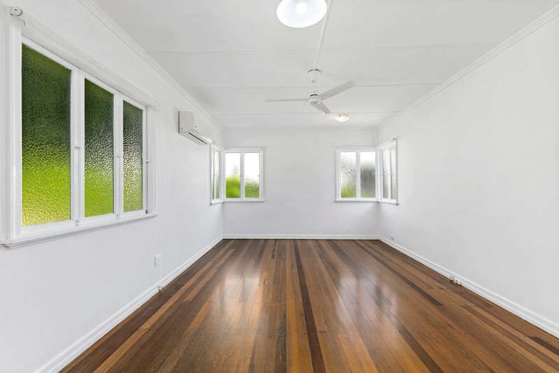 Photo - 78 Shaftesbury Street, Tarragindi QLD 4121 - Image 5