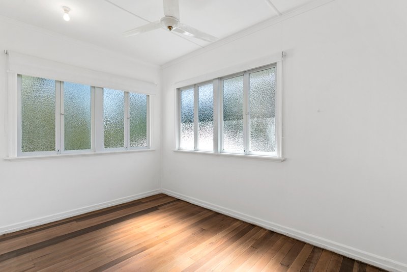 Photo - 78 Shaftesbury Street, Tarragindi QLD 4121 - Image 8