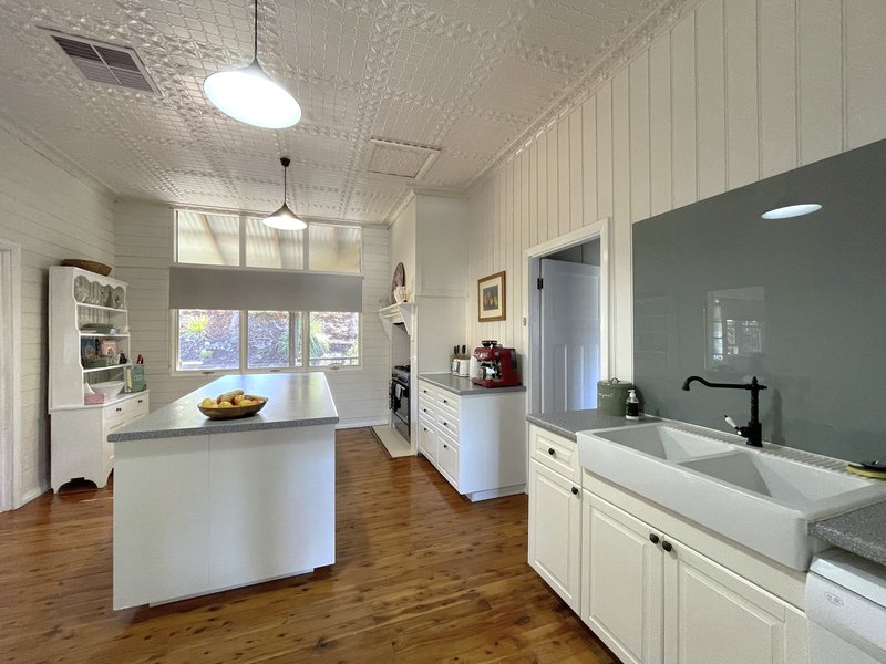 Photo - 78 Sheridan Street, Gundagai NSW 2722 - Image 2