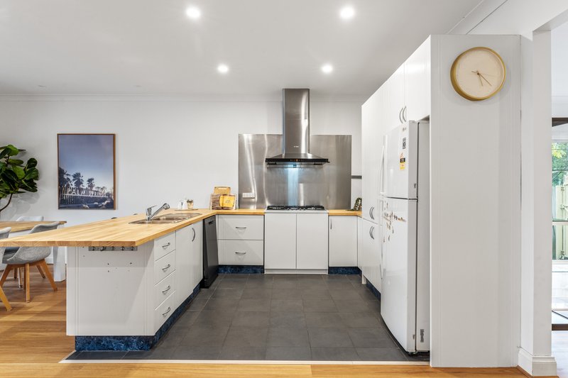 Photo - 78 Surrey Road, Blackburn North VIC 3130 - Image 5