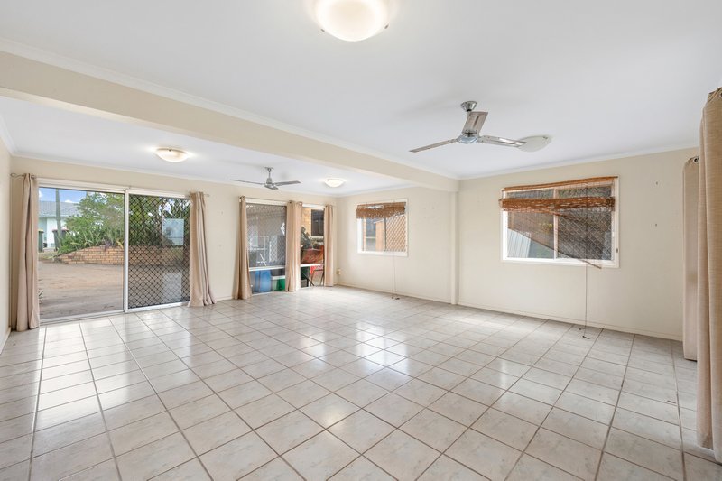 Photo - 78 Sutton Street, Barney Point QLD 4680 - Image 17