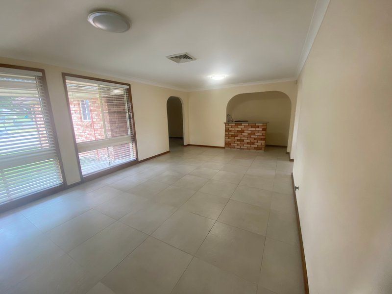 Photo - 78 Swan Circuit, Green Valley NSW 2168 - Image 3