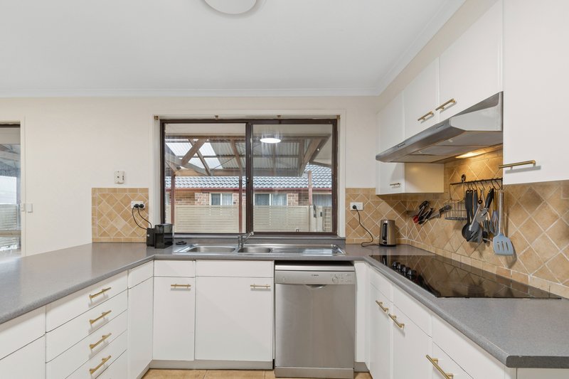 Photo - 78 Tait Avenue, Kanahooka NSW 2530 - Image 4