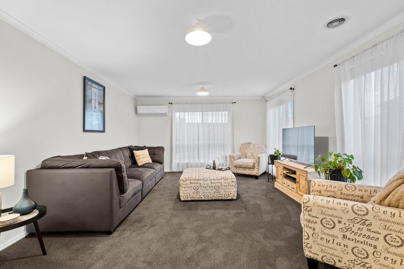 Photo - 78 Twin River Drive, South Morang VIC 3752 - Image 7