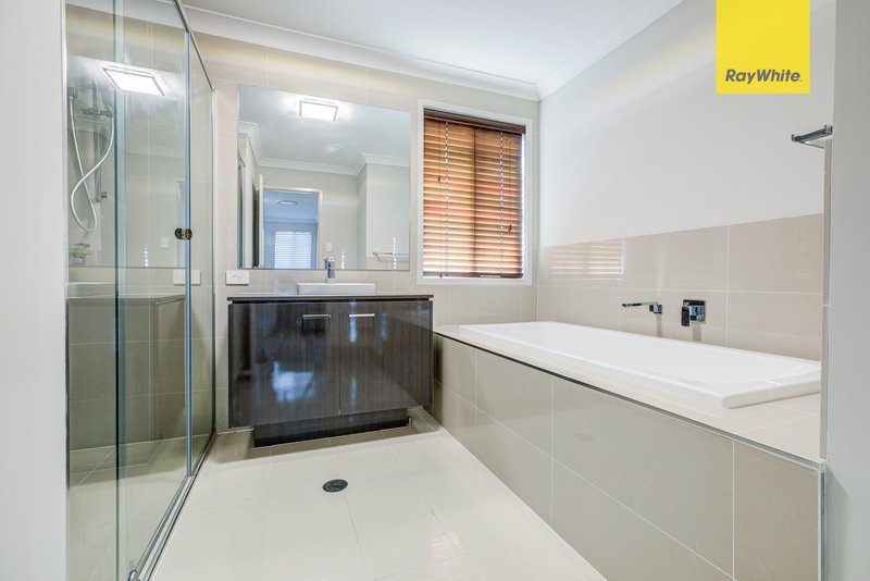 Photo - 78 Valley Circuit, Kuraby QLD 4112 - Image 11