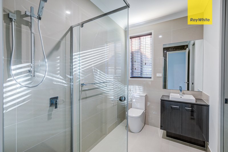 Photo - 78 Valley Circuit, Kuraby QLD 4112 - Image 13
