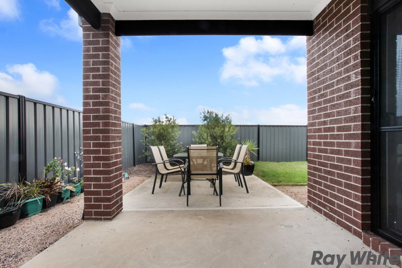 Photo - 78 Victorking Drive, Point Cook VIC 3030 - Image 14