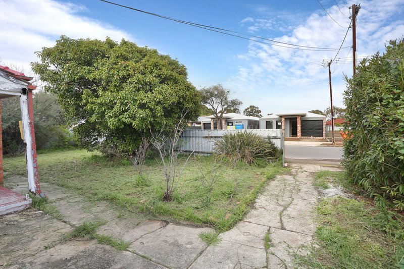 Photo - 78 Wallala Avenue, Park Holme SA 5043 - Image 3