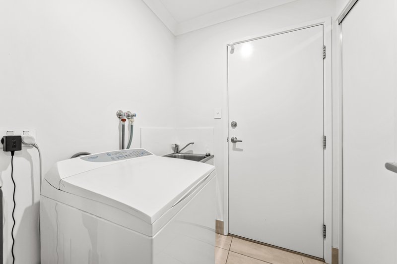 Photo - 78 Watheroo Street, South Ripley QLD 4306 - Image 14