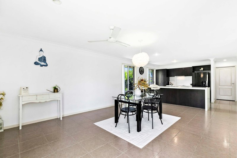 Photo - 78 Wattle Street, Point Vernon QLD 4655 - Image 9