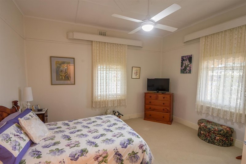 Photo - 78 Wavell Street, Horsham VIC 3400 - Image 5