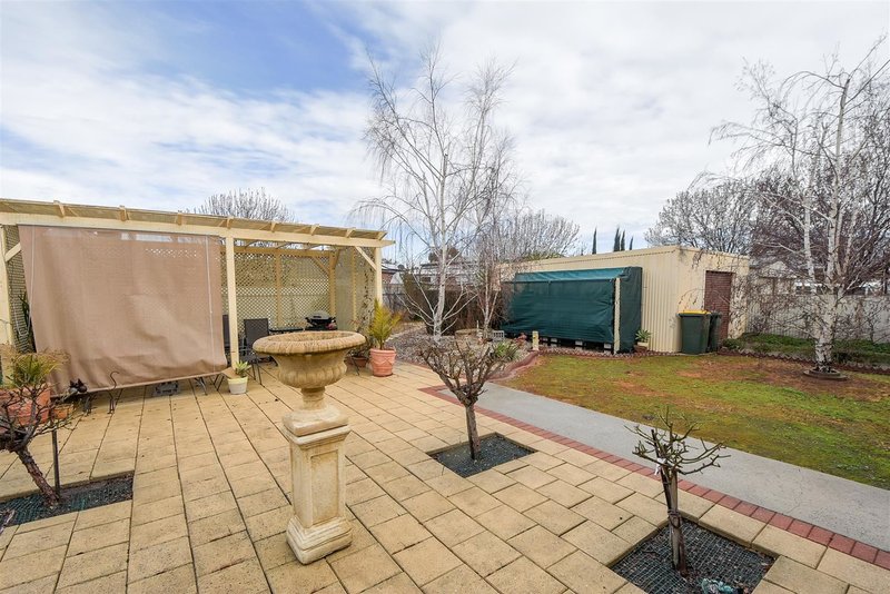 Photo - 78 Wavell Street, Horsham VIC 3400 - Image 11