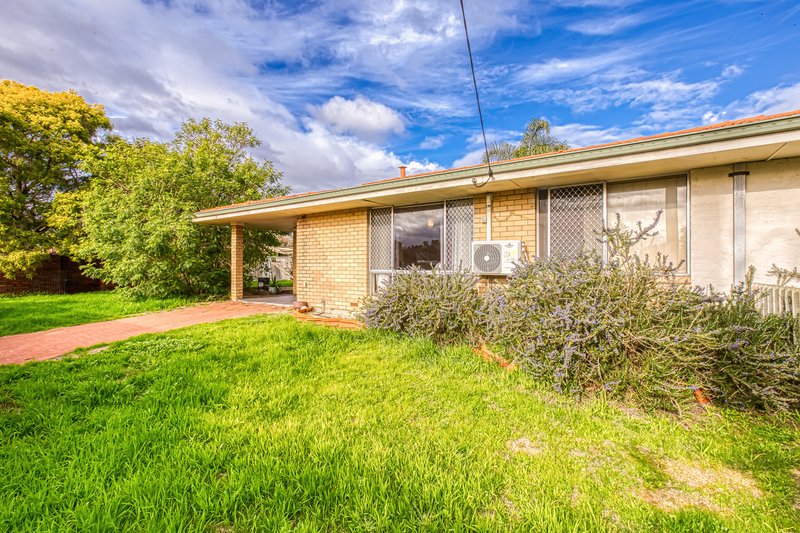 Photo - 78 Westfield Road, Kelmscott WA 6111 - Image 10