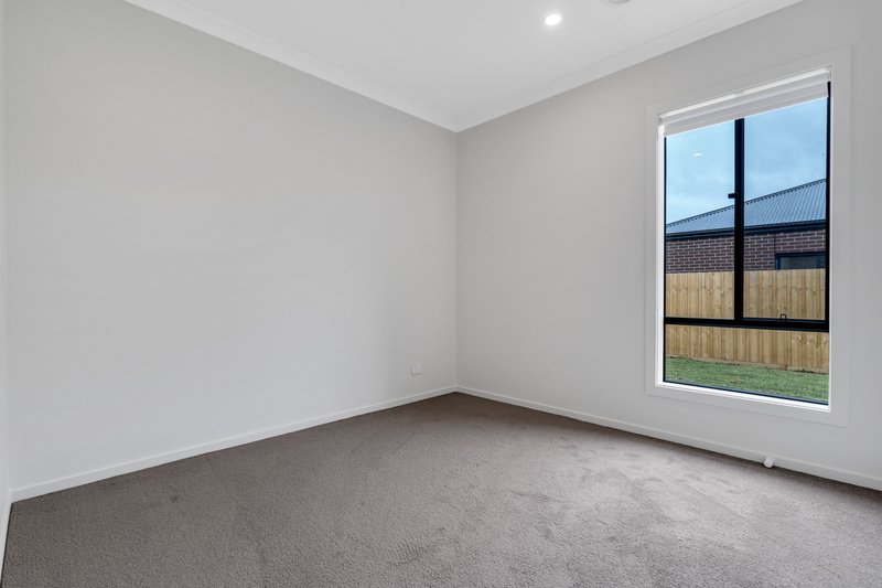 Photo - 78 Whiteside Street, Beveridge VIC 3753 - Image 11