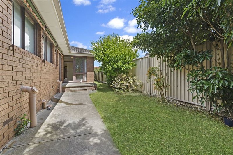 Photo - 78 Wolseley Grove, Bell Post Hill VIC 3215 - Image 9